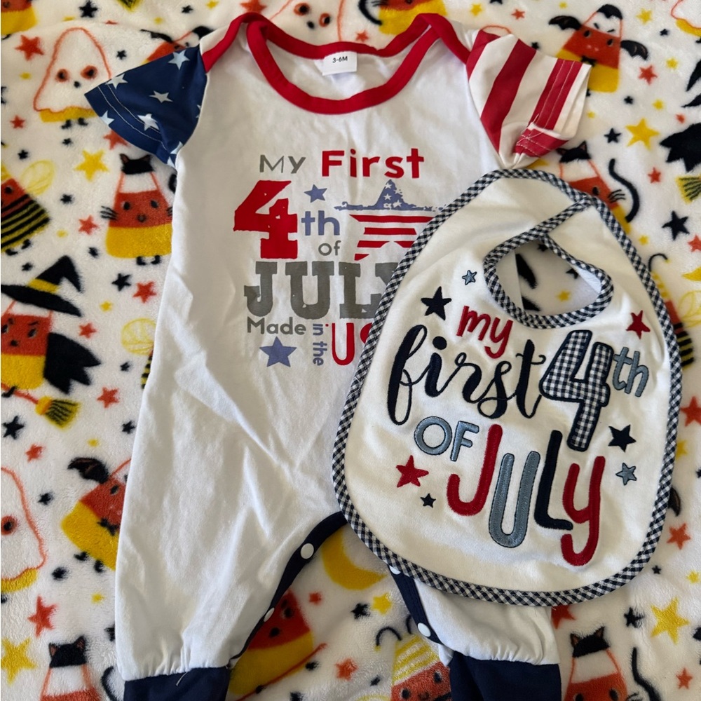 SHEIN Red, White, and Blue 4th of July Bib
